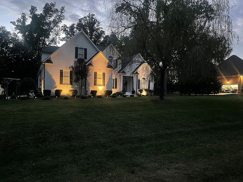 2nd image of 306 Cleek Dr