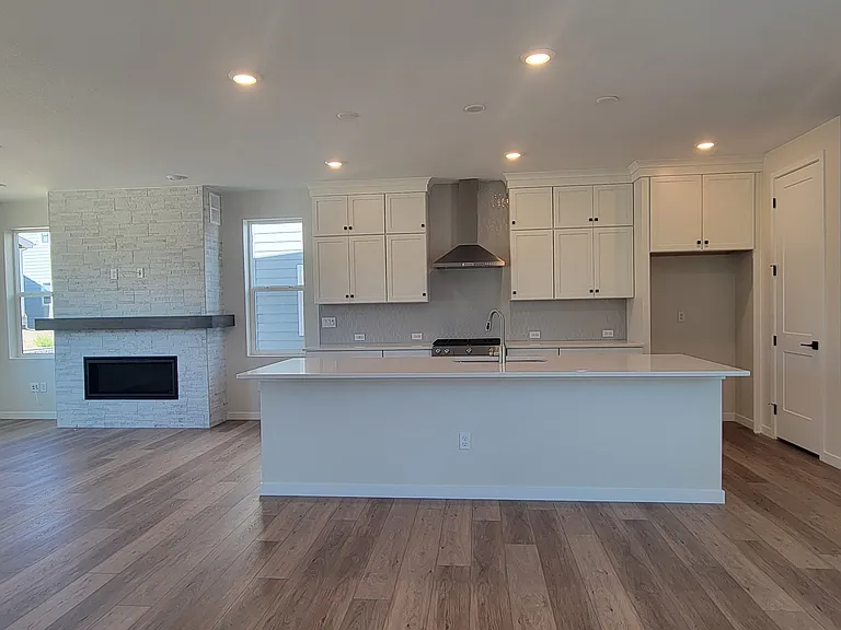 11732 Amplify Cir — Photo 11