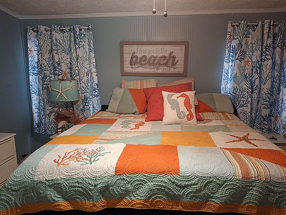 3rd image of 350 Red Barn Rd #571