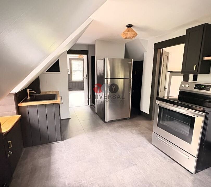 1st image of 107 Messer St #3