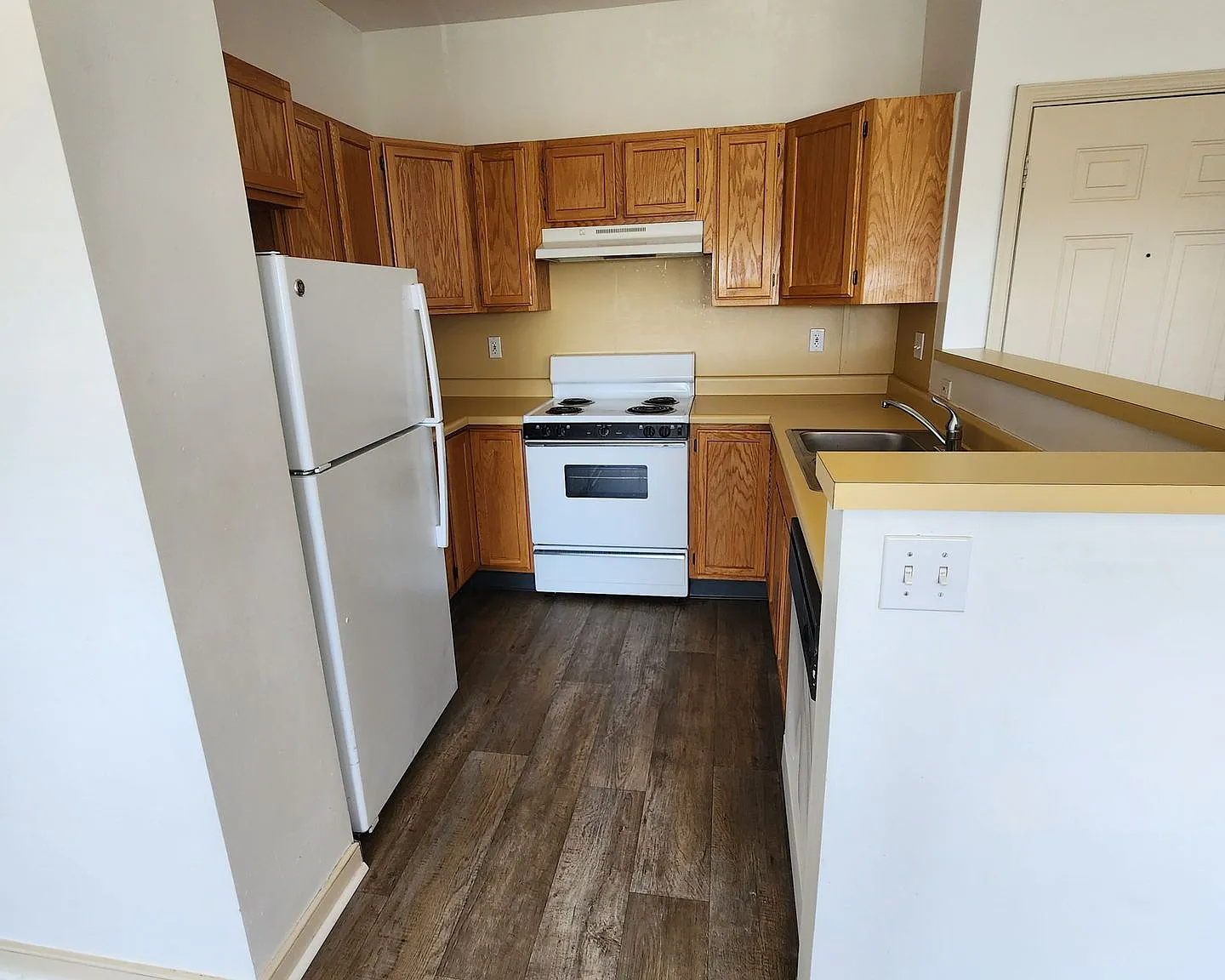 Hanover Shoe Apartments — Photo 3