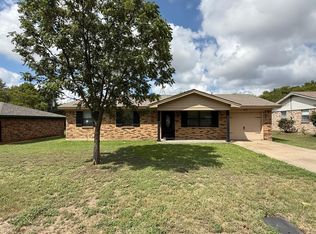 231 Redbud St, Rhome, TX 76078