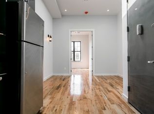 16 Locust St #3B, Brooklyn, NY 11206