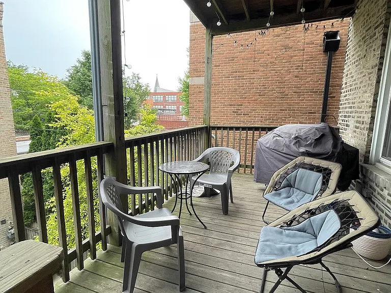 1738 W Huron St — Photo 20