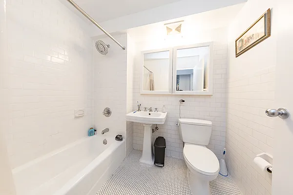 Rented by The Downtown LLC | media 10