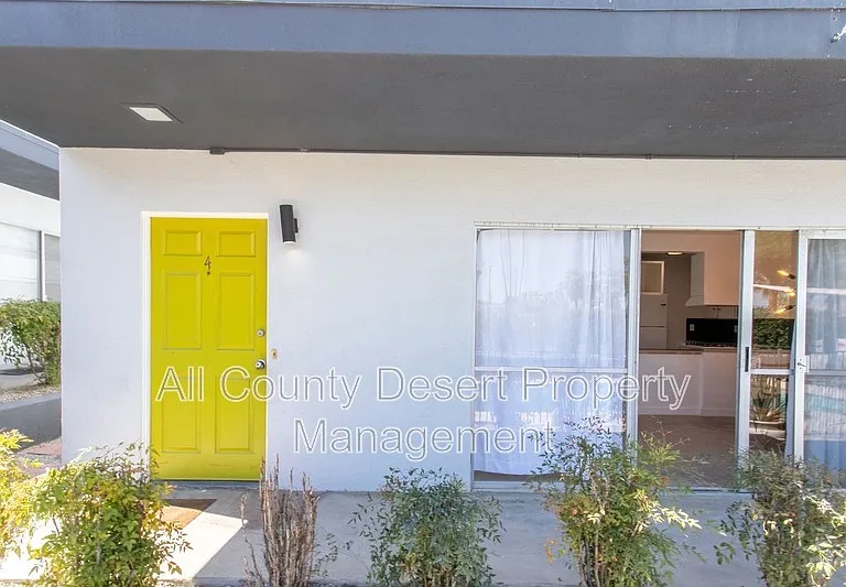 46075 Ocotillo Dr #4 — Photo 3