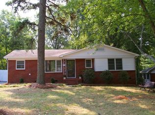 2714 Albany Ln, Charlotte, NC 28205