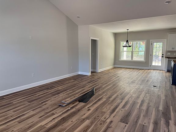 2nd image of 415 St. John Rd.