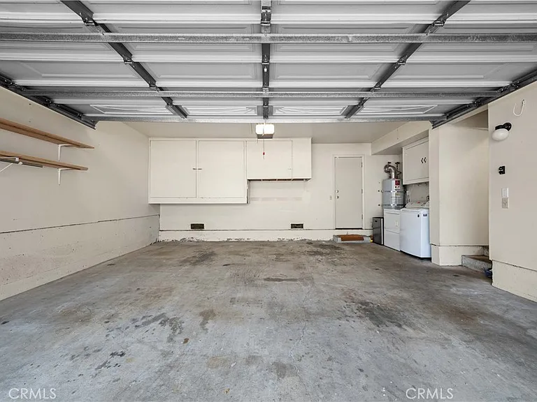 2110 Rockefeller Ln #2 — Photo 32