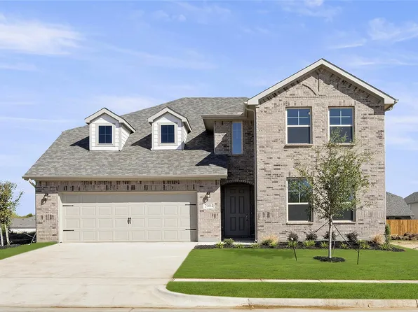 2004 Sesaro Dr, Aubrey, TX 76227
