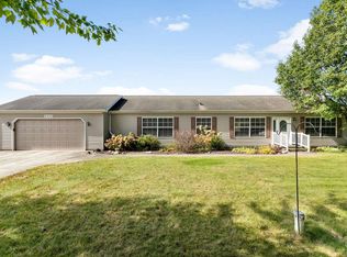 8272 N 850 E, New Carlisle, IN 46552