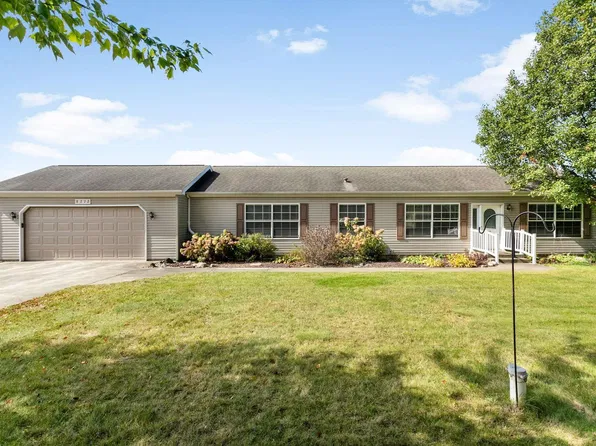 8272 N 850 E, New Carlisle, IN 46552