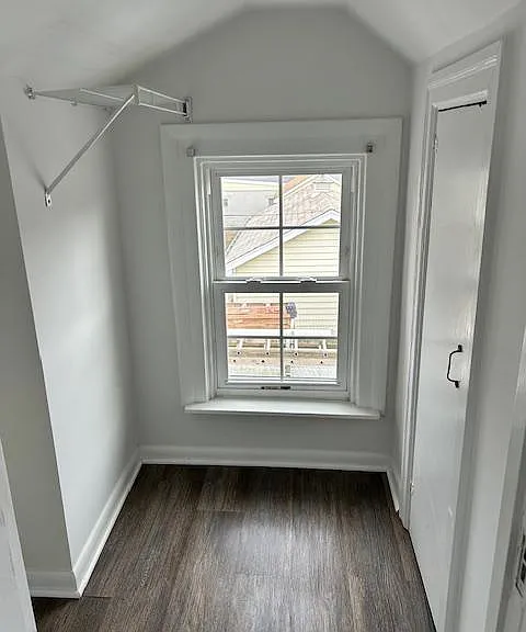 512 S Laurel St — Photo 25