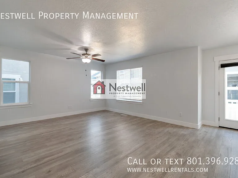 4881 W Spire Way — Photo 3