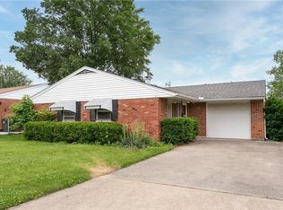 400 W Martindale Rd, Englewood, OH 45322