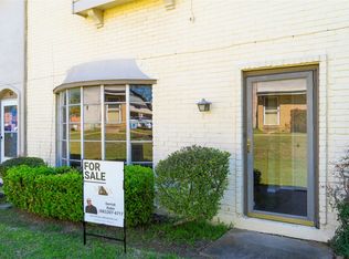 65 W Townhouse Ln #17, Grand Prairie, TX