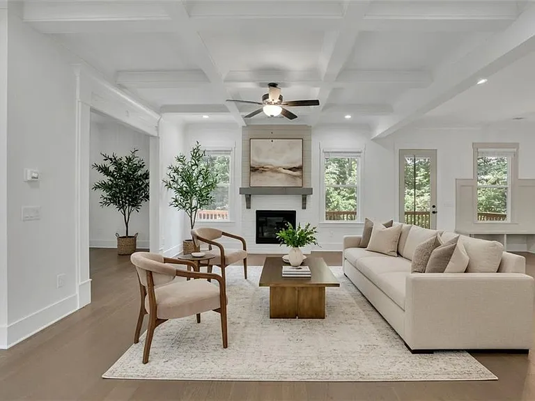 6181 Shoreland Cir — Photo 14