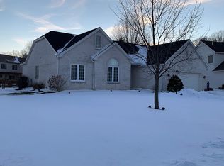 1763 Watermill Ln, Perrysburg, OH 43551