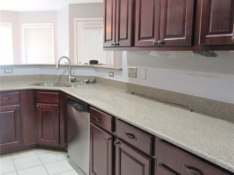 236 Palomar St — Photo 9