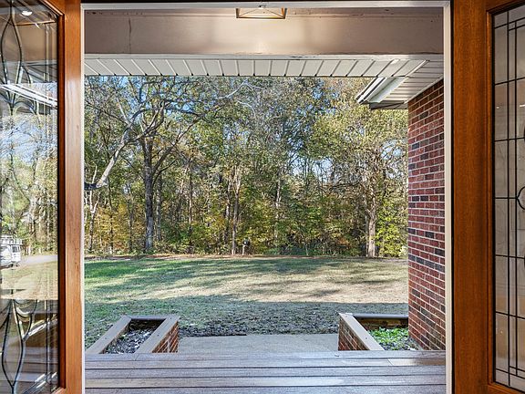 5th image of 31 Volunteer Cir