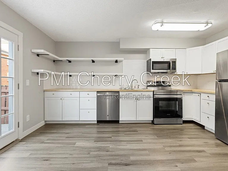 1223 S Idalia St — Photo 5