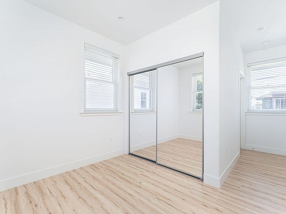 5th image of 2651 Magnolia Ave #2653