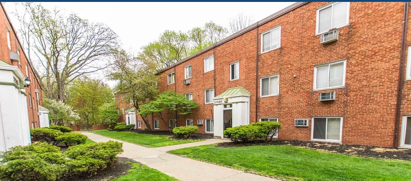 2058 Lorain Rd — Photo 2