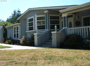 1140 Ohio Ave NE, Bandon, OR 97411