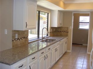 2104 Victoria Rd, Carrollton, TX 75007