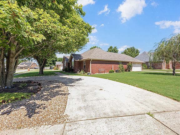 3rd image of 12024 Shark Ln