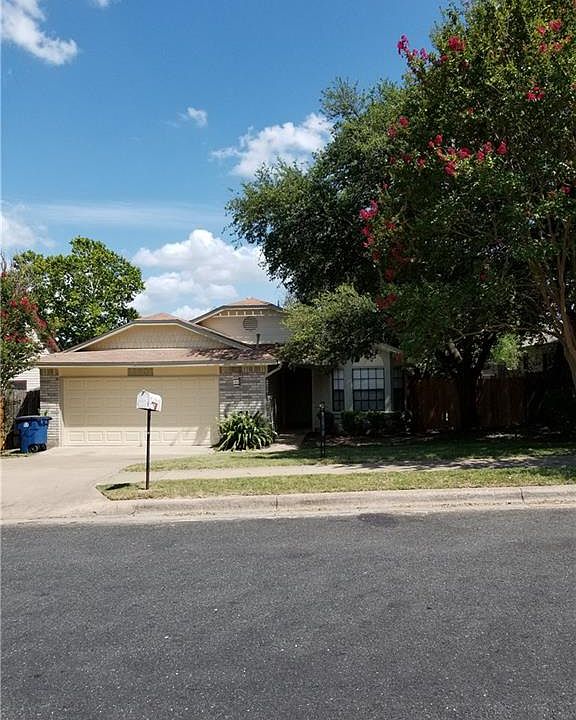 1st image of 11601 Hidden Quail Dr