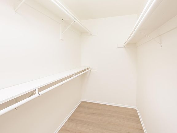 4th image of 1650 Federal Ave #103