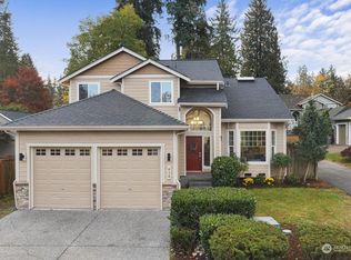 418 197th Pl SW, Lynnwood, WA 98036