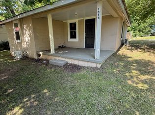 1011 1/2 Clydesdale Ave, Anniston, AL 36201