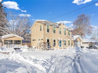 204 Schwartz Rd, Lancaster, NY 14086