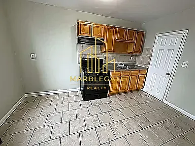 76 N 9th St #14AZ