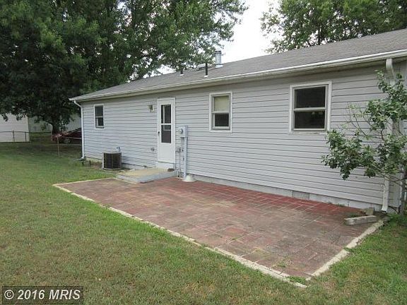 2nd image of 39235 Wisteria Ct
