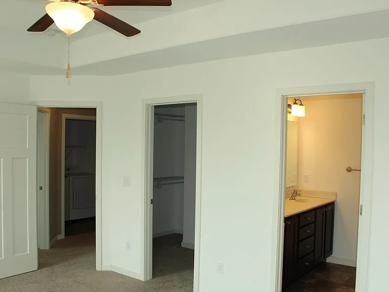 300 Sunset Pl — Photo 7