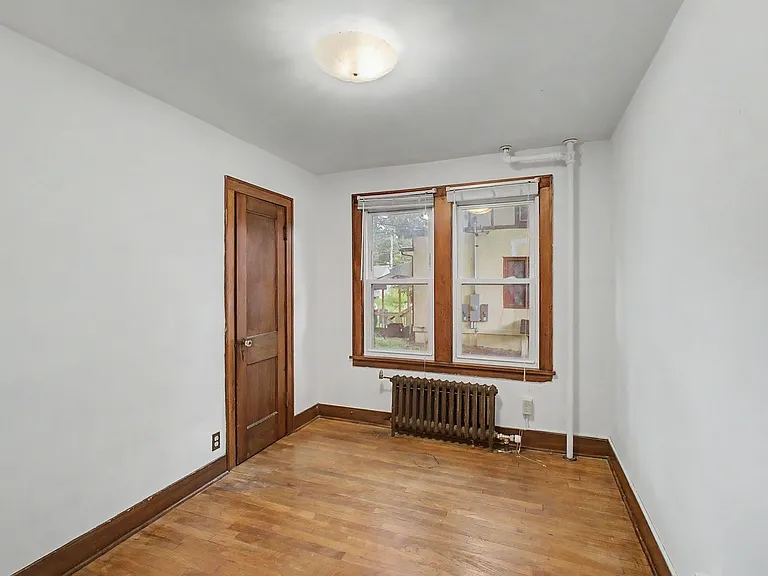 407 W Green St #2 — Photo 11