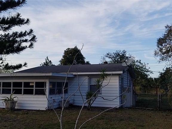 4th image of 323 Byron Ave