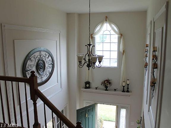 4th image of 1103 Thebes Dr