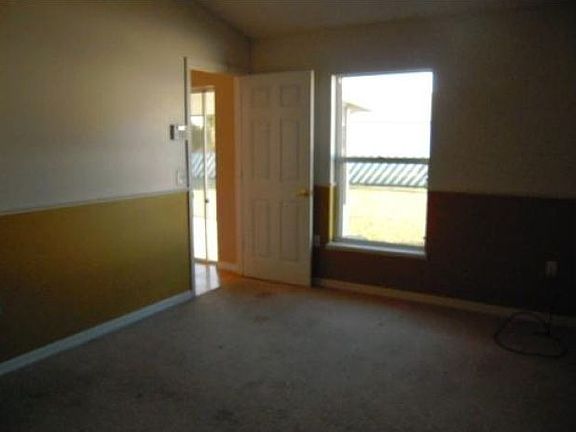 5th image of 931 Gascony Ct