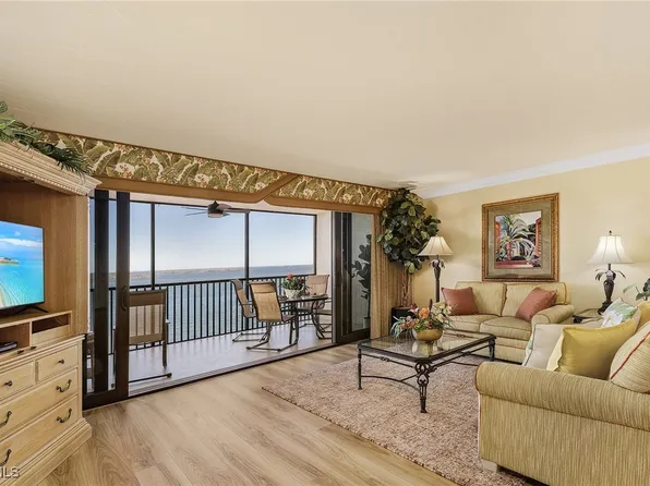 17080 Harbour Point Dr #612, Fort Myers, FL 33908