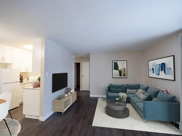 3500 Roblin Blvd, Winnipeg, MB R3R 0C8