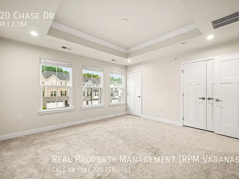 220 Chase Dr — Photo 25