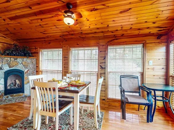 112 Smoke Rise Dr, Murphy, NC 28906