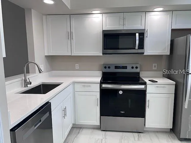 1225 Garden Isle Ct — Photo 4