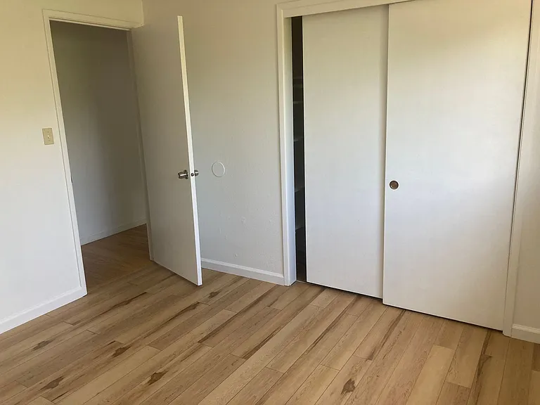 1229 Eastridge Dr — Photo 21
