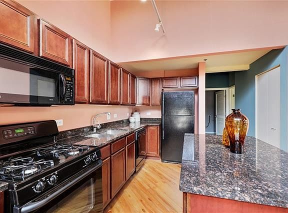 4th image of 2107 Grand Blvd APT 102