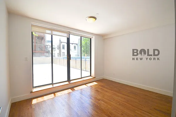Rented by Bold New York | media 26